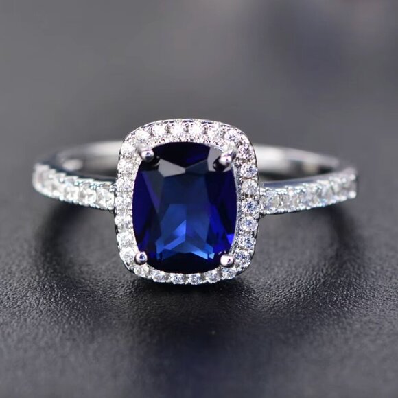 NEW 18k White Gold Blue Sapphire Diamond Ring Cushion Cut Ring - Picture 1 of 3